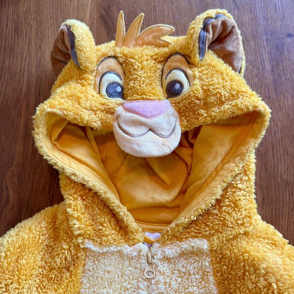 DISNEY STORE Simba Costume Pajamas Kids 5-6 The Lion King Cozy Onesie Halloween - Picture 4 of 10